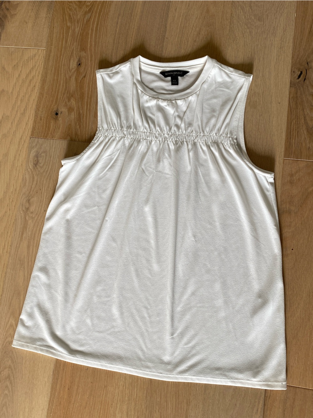 Banana Republic Cream Scoop Neck Blouse